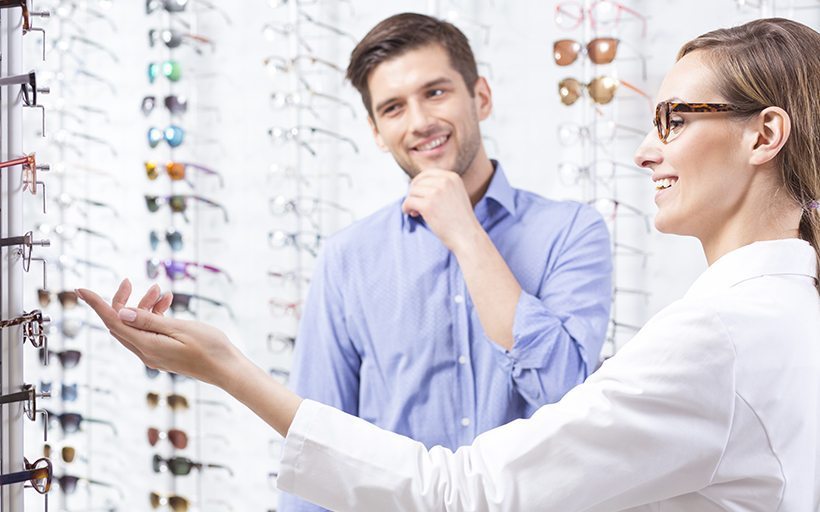 Choosing the Right Eyeglasses