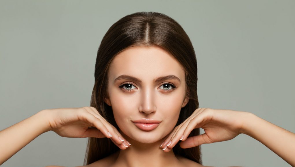 How to Get a Younger-Looking V-Shape Face Without Surgery